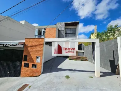 Casa com 3 Quartos à venda, 200m² no Cerâmica, Juiz de Fora