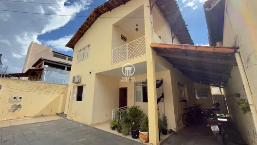 Casa com 7 Quartos à venda, 300m² no São José, Montes Claros