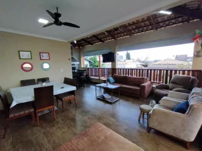 Casa de Condomínio com 4 Quartos à venda, 275m² no Loteamento Portal do Sol I, Goiânia