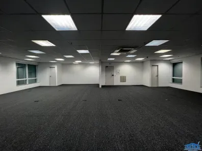 Sala Comercial à venda, 163m² no Mirandópolis, São Paulo