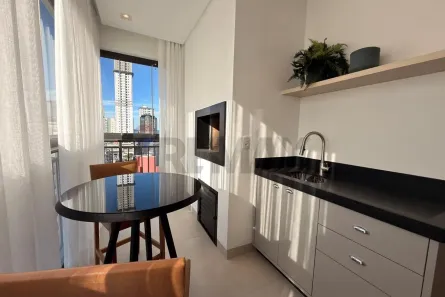 Apartamento com 3 Quartos à venda, 115m² no Meia Praia, Itapema