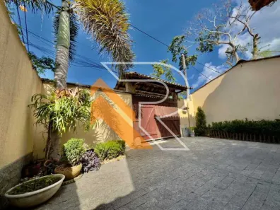 Casa com 3 Quartos à venda, 131m² no Itaipu, Niterói