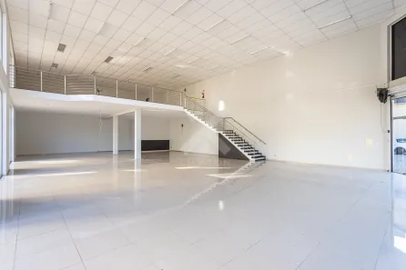 Ponto Comercial para alugar, 401m² no Partenon, Porto Alegre