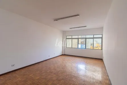 Sala Comercial para alugar, 34m² no Liberdade, São Paulo