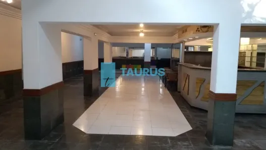 Prédio Comercial para venda ou aluguel, 438m² no Vila Nova Conceição, São Paulo