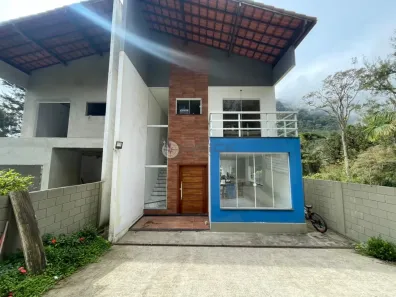 Casa com 4 Quartos à venda, 219m² no Granja Guarani, Teresópolis