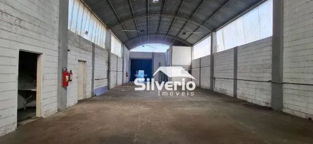 Galpão/Depósito/Armazém para venda ou aluguel, 380m² no Chácaras Reunidas, São José dos Campos