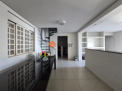 Casa com 3 Quartos para alugar, 120m² no Floresta, Belo Horizonte