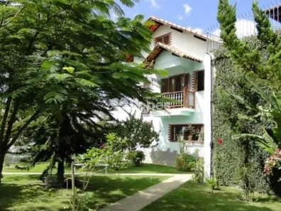 Casa de Condomínio com 4 Quartos à venda, 344m² no Golfe, Teresópolis