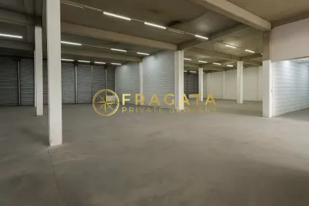 Galpão/Depósito/Armazém para alugar, 800m² no Lapa, São Paulo