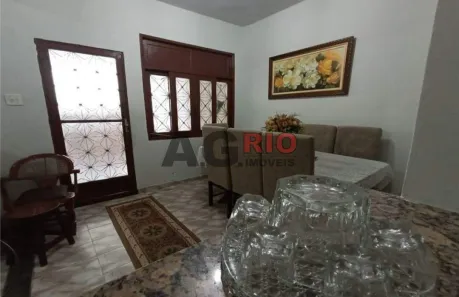 Casa com 4 Quartos à venda, 106m² no Vila Valqueire, Rio de Janeiro