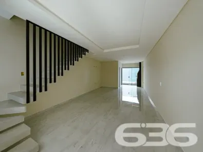 Sobrado com 2 Quartos à venda, 111m² no Costa e Silva, Joinville