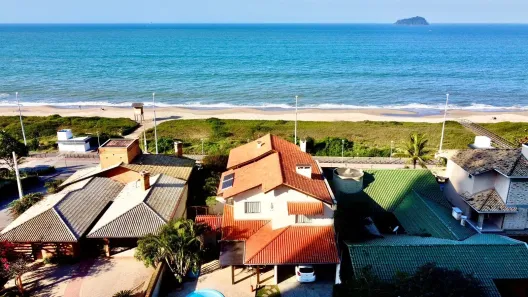 Sobrado com 5 Quartos à venda, 284m² no Itacolomi, Balneário Piçarras