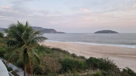 Apartamento com 2 Quartos à venda, 86m² no Camboinhas, Niterói