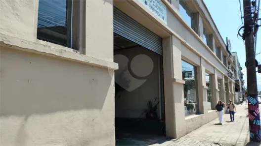 Ponto Comercial para alugar, 800m² no Centro, Santos