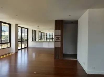 Apartamento com 3 Quartos para alugar, 225m² no Itaim Bibi, São Paulo