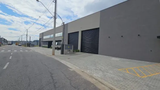 Sala Comercial para alugar, 680m² no Jardim Califórnia, Jacareí