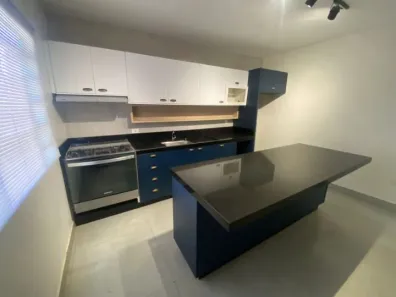Casa com 3 Quartos à venda, 200m² no Alpes, Londrina