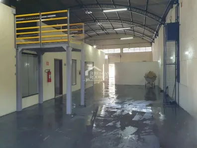 Galpão/Depósito/Armazém para venda ou aluguel, 540m² no Jardim dos Estados, Taubaté