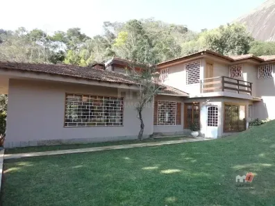Casa com 7 Quartos à venda, 373m² no Corrêas, Petrópolis