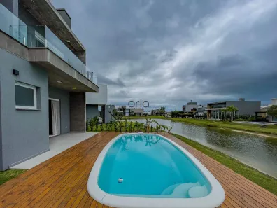Casa de Condomínio com 4 Quartos à venda, 250m² no XANGRI-LÁ, Xangri-lá