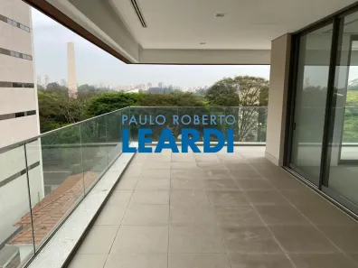 Apartamento com 2 Quartos à venda, 332m² no Jardim Brasil Novo, São Paulo