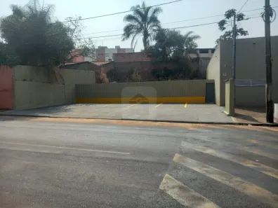 Lote/Terreno à venda, 374m² no Daniel Fonseca, Uberlândia