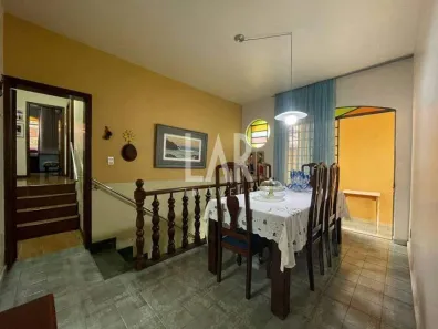 Casa com 5 Quartos à venda, 268m² no Alto Caiçaras, Belo Horizonte
