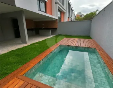 Sobrado com 3 Quartos à venda, 276m² no Vila Madalena, São Paulo
