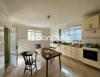 Casa com 3 Quartos à venda, 240m² no Vila Helena, Santo André