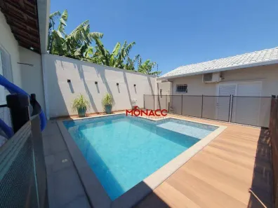 Casa com 3 Quartos para alugar, 156m² no Industrial, Londrina
