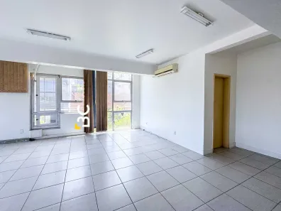 Sala Comercial à venda, 48m² no Floresta, Porto Alegre