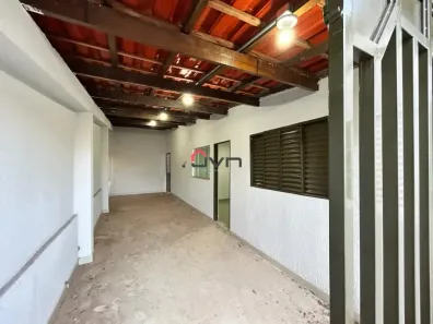Casa com 3 Quartos para alugar, 140m² no Tibery, Uberlândia