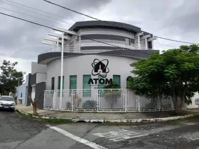 Casa com 3 Quartos para alugar, 200m² no Vila São Geraldo, Taubaté