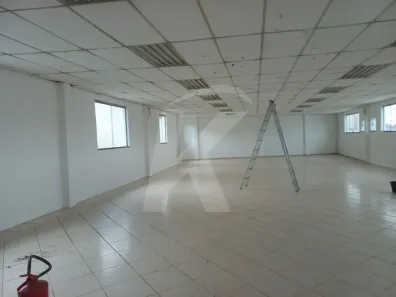 Sala Comercial para alugar, 344m² no Jardim das Laranjeiras, São Paulo