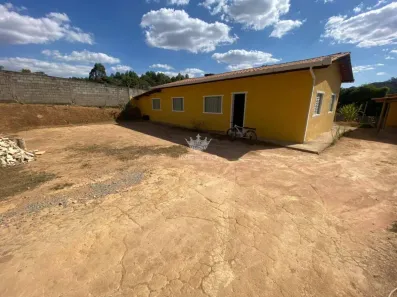 Fazenda/Sítio com 3 Quartos à venda, 1m² no Centro, Itatiaiuçu