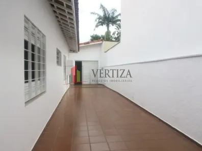 Casa com 3 Quartos à venda, 300m² no Moema, São Paulo