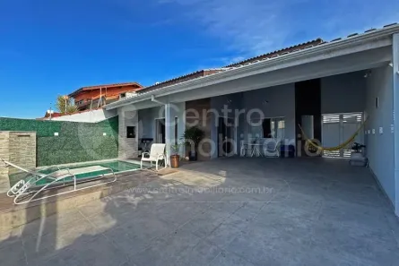 Casa com 4 Quartos à venda, 206m² no Parque Balneario Oasis, Peruíbe