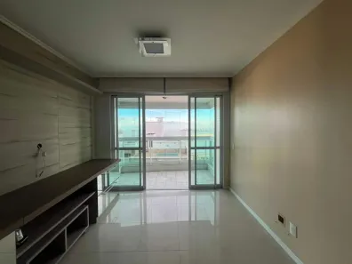 Apartamento com 2 Quartos para alugar, 98m² no Centro, Florianópolis