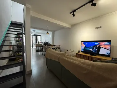 Sobrado com 2 Quartos à venda, 105m² no Vila Nilo, São Paulo