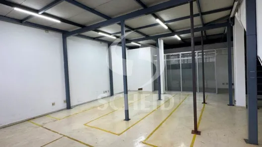 Imóvel Comercial com 4 Quartos para alugar, 400m² no Parque Colonial, São Paulo
