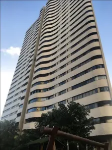 Apartamento com 4 Quartos para alugar, 245m² no Monteiro, Recife