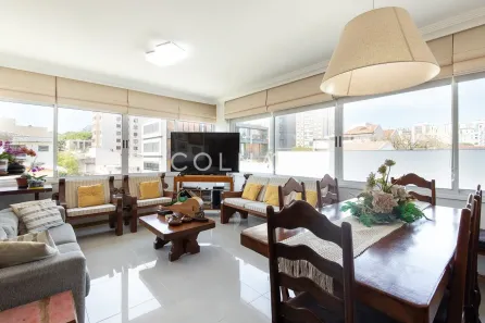 Apartamento com 3 Quartos à venda, 95m² no Passo da Areia, Porto Alegre