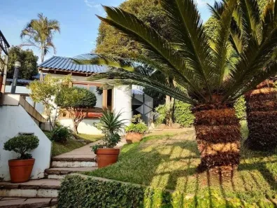 Casa com 5 Quartos à venda, 400m² no Três Figueiras, Porto Alegre