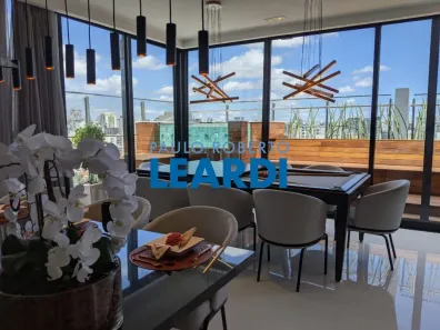 Cobertura com 3 Quartos à venda, 180m² no Vila Nova Conceição, São Paulo