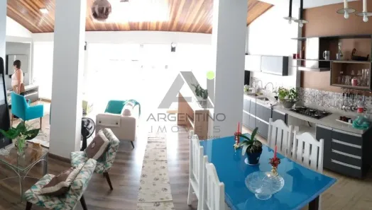 Sobrado com 6 Quartos à venda, 360m² no Vila Oliveira, Mogi das Cruzes