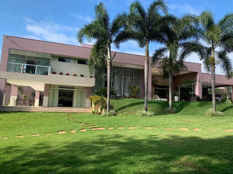 Casa com 4 quartos — Braúnas, Belo Horizonte