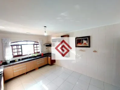 Sobrado com 2 Quartos à venda, 179m² no Jardim Rina, Santo André