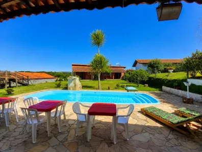 Fazenda/Sítio com 4 Quartos para alugar, 5000m² no Pavão (Canguera), São Roque