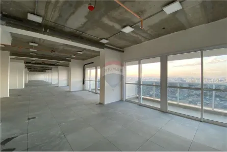 Sala Comercial para alugar, 734m² no Baeta Neves, São Bernardo do Campo